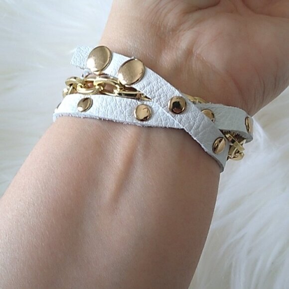 NWOT Geneva Platinum White & Gold 'Love' Rhinestone Wrap Bracelet Watch - Picture 4 of 8